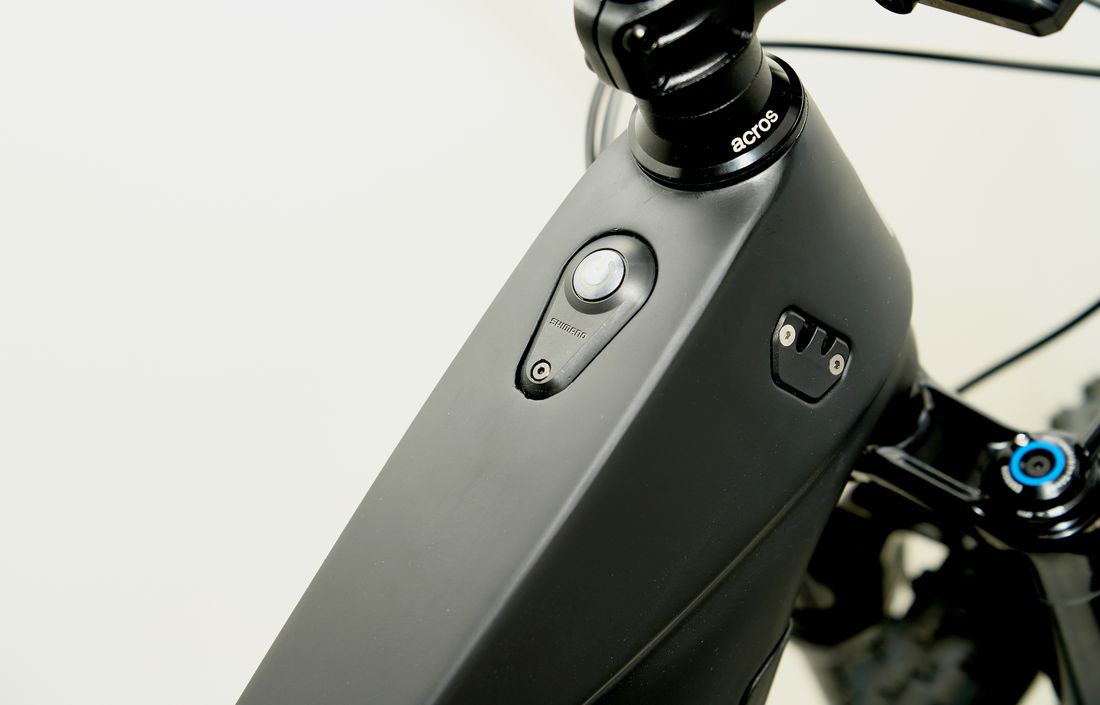 Mauna Loa STEPS Intube Detail 5 blk 1100x705